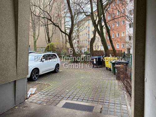 Einfahrt - Grundstück in Berlin zur Miete