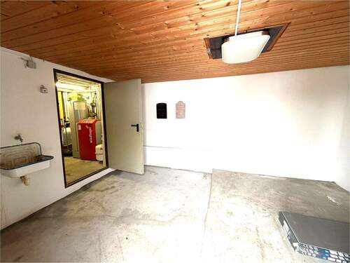 Lagerraum vor Heizung 2 - 