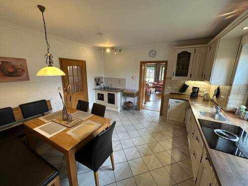 tempImagehj5lwd.jpg - 