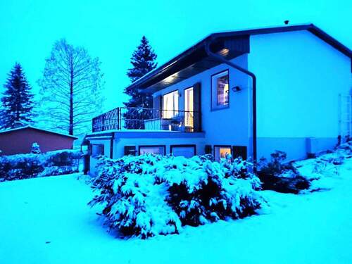 Seitenansicht - 3 Zimmer Mehrfamilienhaus, Wohnhaus zum Kaufen in Neukirch/Lausitz