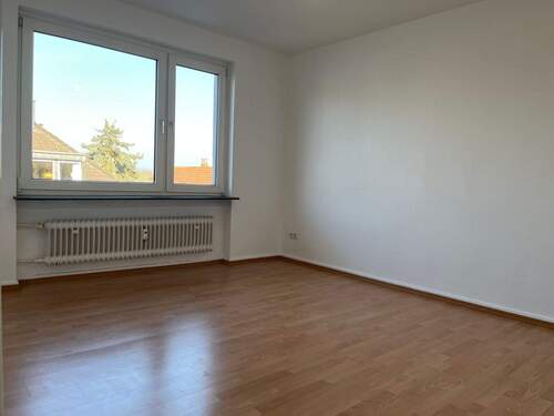 Schlafzimmer - 2 Zimmer Etagenwohnung in Frankfurt am Main