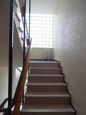 Aufgang ins Obergeschoss - 