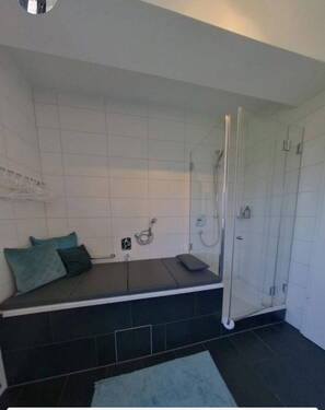 Badewanne Dusche - 