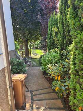 Zuwegung zum Garten - 