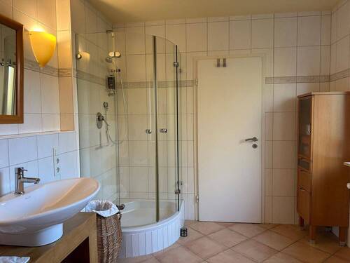 Eckdusche im 1. OG - 