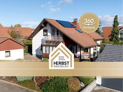 Titelbild Börsen - TOP-gepflegtes WeberHaus mit separaten Elternbereich, 7 Zimmern & Home-Office in VS-Obereschach!