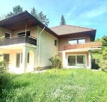Einfamilienhaus mit Souterrainwohnung in einzigartiger Lage - Scheinfeld