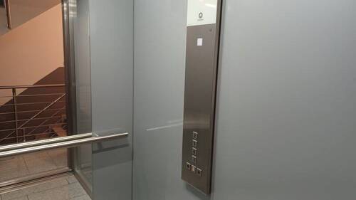 Aufzug.jpg - 