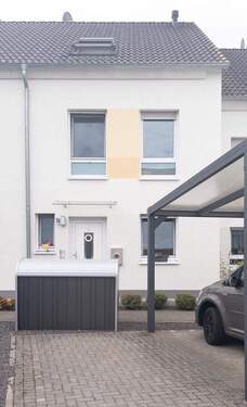 Ansicht von der Strasse - 5 Zimmer Reihenmittelhaus zum Kaufen in Bad Kreuznach