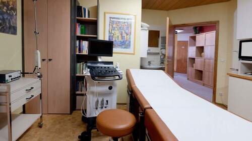 Praxis Hausarzt 2. OG - 