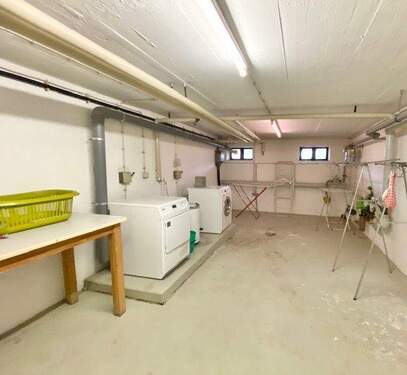 Waschraum im Keller - 
