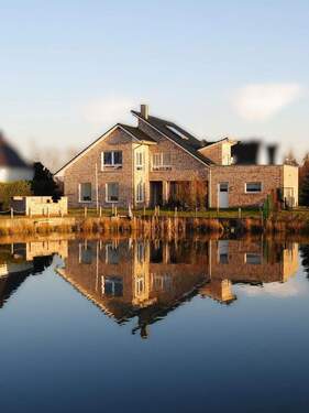 Seeseite in der Abendsonne - 7 Zimmer Einfamilienhaus in Lünne OT Lünne