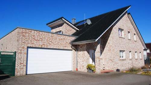 Haus - Einfamilienhaus mit 235,00 m² in Lünne OT Lünne zum Kaufen