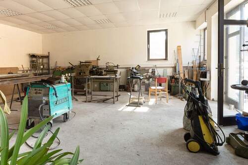 Werkstatt - Mehrfamilienhaus, Wohnhaus mit 272,00 m&sup2; in Bad Gottleuba-Berggießhübel zum Kaufen