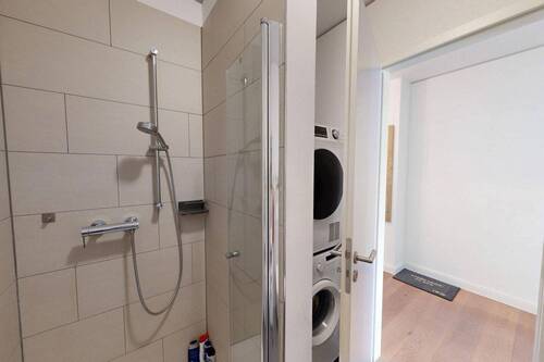 Zweites Badezimmer - 
