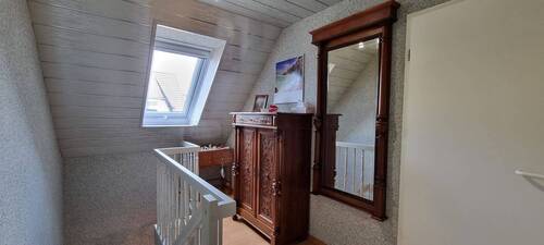 Flur im OG - Einfamilienhaus mit 131,00 m&sup2; in Ueckermünde zum Kaufen