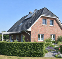 Modernes Landhaus in Zetel - 431.700,00&nbsp;EUR Kaufpreis, ca.&nbsp; 121,00&nbsp;m&sup2;&nbsp;Wohnfl&auml;che in Zetel (PLZ: 26340) Schweinebrück