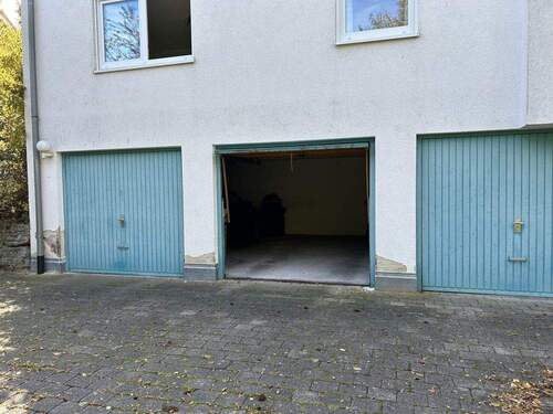 Garage, die zur Wohnung gehört - 