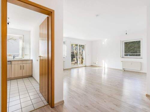 Ess- und Wohnzimmer - 