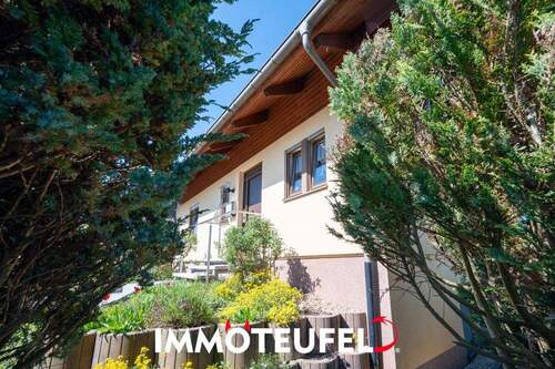 Eingangsbereich - Einfamilienhaus mit 199,40 m&sup2; in Zwönitz zum Kaufen