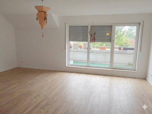 Wohnzimmer - 4 Zimmer Etagenwohnung zum Kaufen in Darmstadt