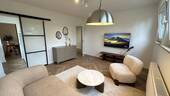 Wohnzimmer - 2 Zimmer Etagenwohnung zum Kaufen in Stuttgart