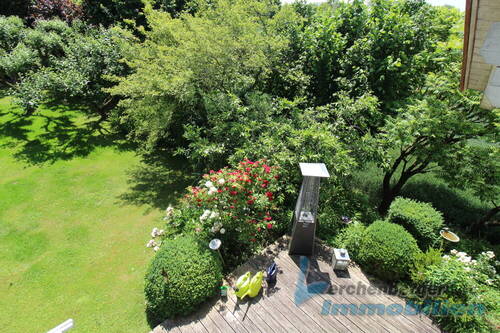 Blick in den Garten.jpg - 6 Zimmer Einfamilienhaus in Gottfrieding / Gottfriedingerschwaige
