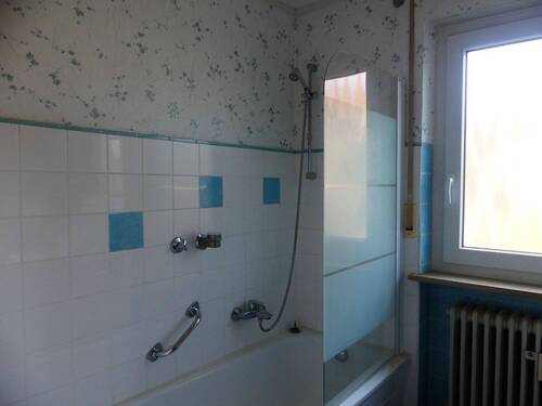 Bad.JPG - Etagenwohnung mit 84,00 m² in Forchheim zum Kaufen