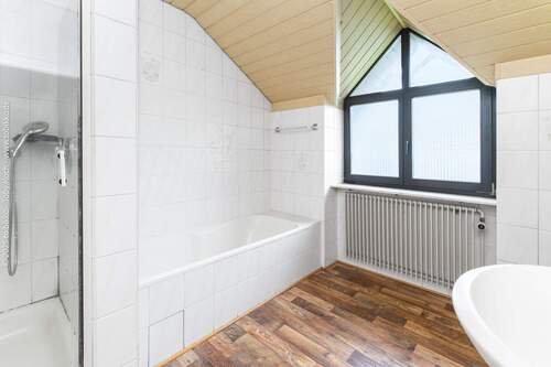 Badezimmer Wohnung Anbau - Gewerbeobjekt (Büro, Produktion, Verkauf) in Rödermark zum Kaufen