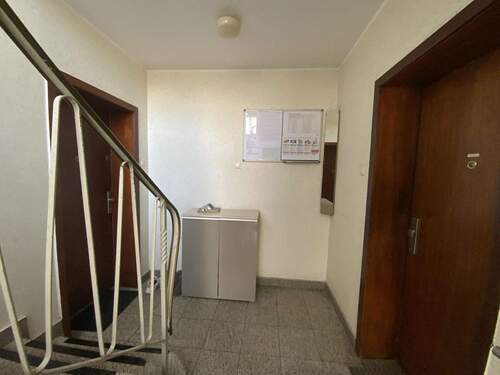 Treppenhaus EG - Mehrfamilienhaus, Wohnhaus mit 250,00 m&sup2; in Rheine zum Kaufen