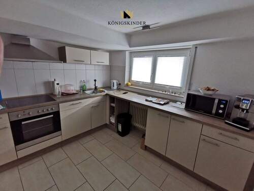 Reichlich Arbeitsfläche und Licht - 