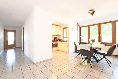 Essdiele - 4 Zimmer Etagenwohnung zur Miete in Germering