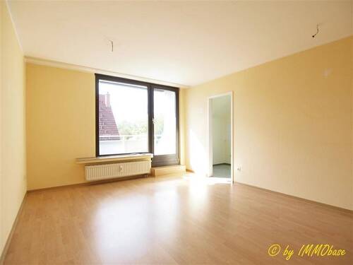 Wohnzimmer - 2 Zimmer Etagenwohnung zur Miete in Frankenberg