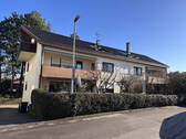 Ansicht Haus Süd-Westseite - Von privat - Gepflegte, renovierte 3-Zimmer Wohnung mit Balkon in Tamm