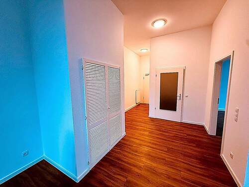 Flur Richtung Eingang - 