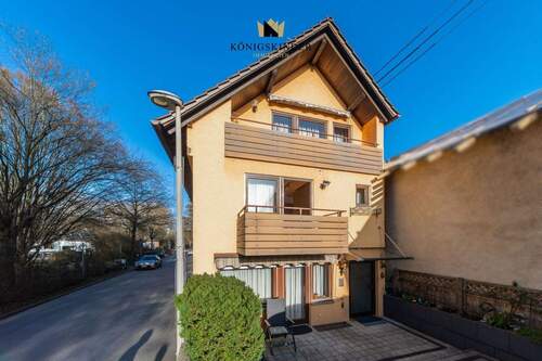 Grundstücksansicht - 4 Zimmer Doppelhaushälfte in Freiberg am Neckar