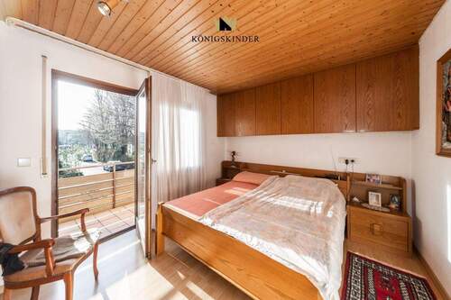 Schlafz. mit Balkonzugang im OG - 