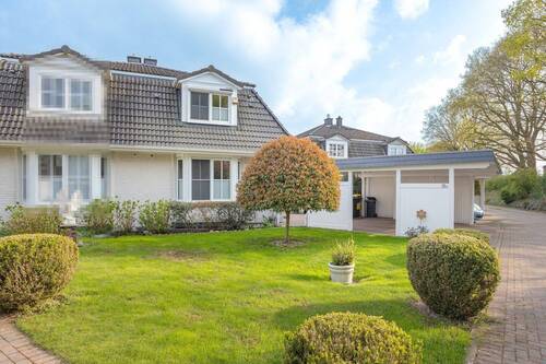 Außenansicht - 5 Zimmer Doppelhaushälfte in Norderstedt
