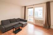 Wohnzimmer - Etagenwohnung mit 46,30 m&sup2; in Berlin zum Kaufen