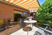 die Terrasse in Sonnenlage - 