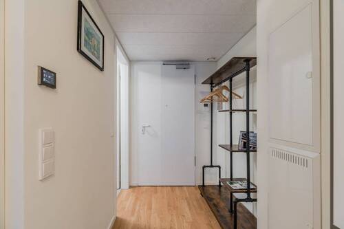 mit viel Platz für Garderobe - 