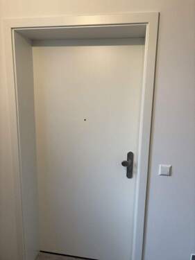 Treppenhaus - 1 Zimmer Mehrfamilienhaus, Wohnhaus in Berlin