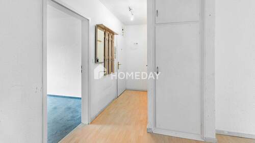 Flur 1 - Etagenwohnung mit 68,90 m&sup2; in Bad Segeberg zum Kaufen