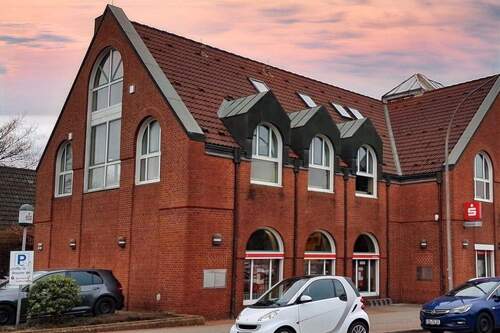 Außenansicht Wohneinheit - 3 Zimmer Mehrfamilienhaus, Wohnhaus zum Kaufen in Norderstedt