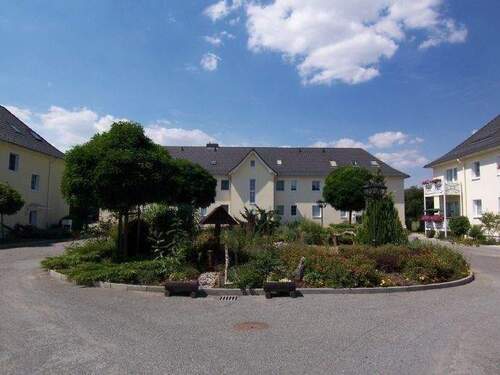 Wohnanlage - 3 Zimmer Etagenwohnung zur Miete in Crimmitschau