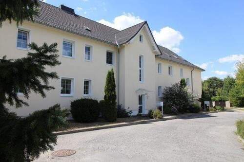 Wohnanlage - Etagenwohnung mit 76,00 m&sup2; in Crimmitschau zur Miete