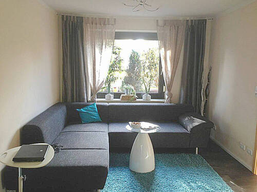 Wohnzimmer - 3 Zimmer Etagenwohnung zum Kaufen in Bremen / Woltmershausen