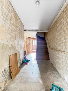 Treppenhaus - Mehrfamilienhaus, Wohnhaus mit 160,00 m&sup2; in Schleiz zum Kaufen