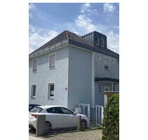 Freistehendes,schönes 1-2FH mit Stellplätzen und gestalteten Garten - Ostfildern Nellingen