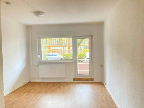 Wohnzimmer (Musterbild) - Kompakte 3 Zimmer mit Wohnküche & Balkon - ideal für die kleine Familie